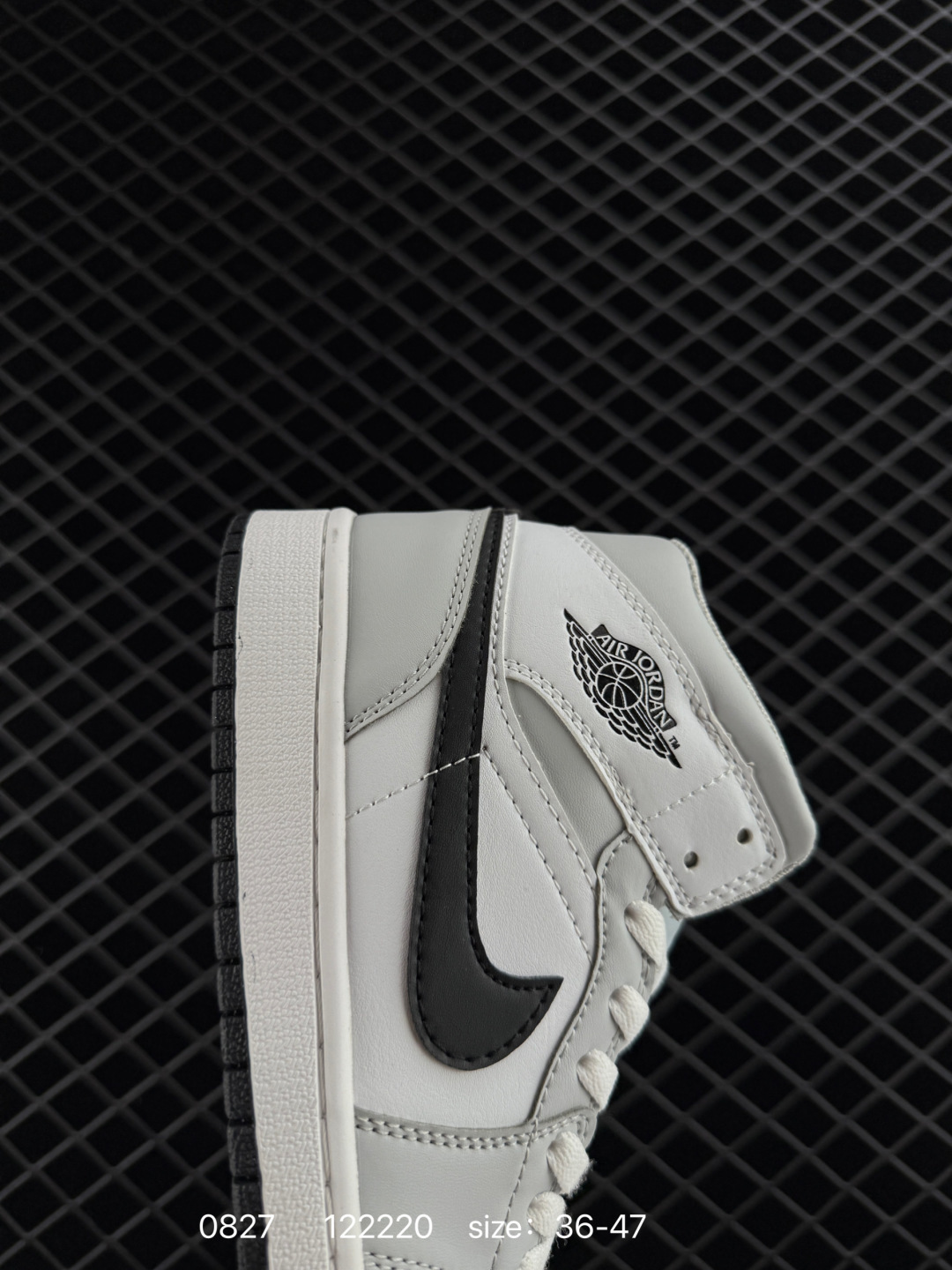 Air Jordan 1 Mid ”Grey Sail“